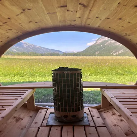 Vakantiehuis With Trail & Mountain Views, Cleaning Included Leutasch