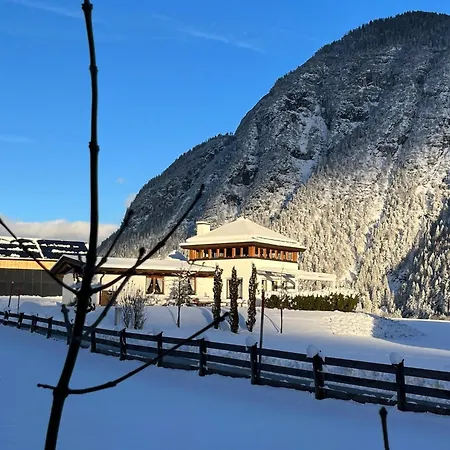 With Trail & Mountain Views, Cleaning Included * Leutasch